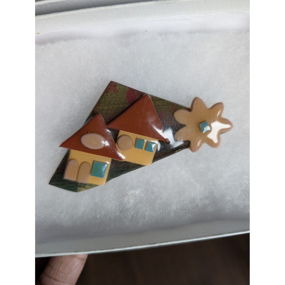 Vintage Lucinda House Pin